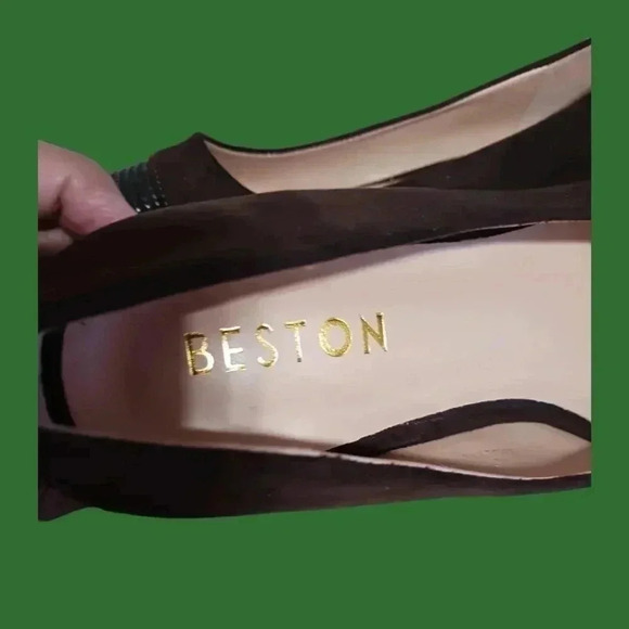 Beston pointed  toe pump chunky heel studs deco size 9 - Picture 7 of 11